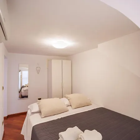 Riviera House 2 Sea View Group And Family By Houseinnaples * Nápoles