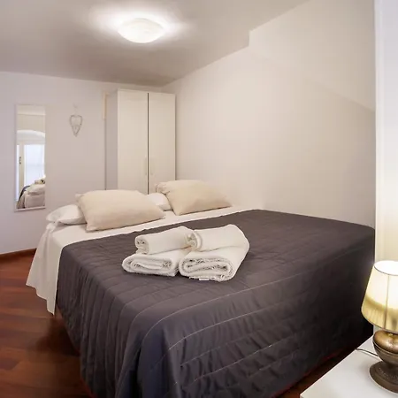 Apartamento Riviera House 2 Sea View Group And Family By Houseinnaples Nápoles
