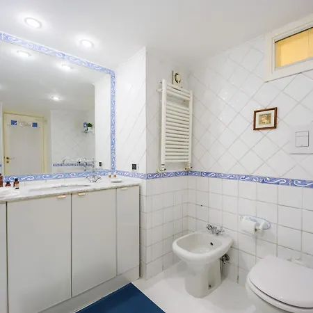 Apartamento Riviera House 2 Sea View Group And Family By Houseinnaples *